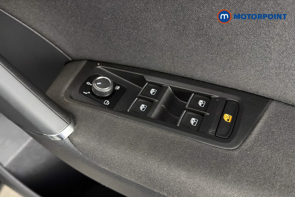Volkswagen Touran SEL Automatic Petrol People Carrier - Stock Number (1663476) - 20th supplementary image