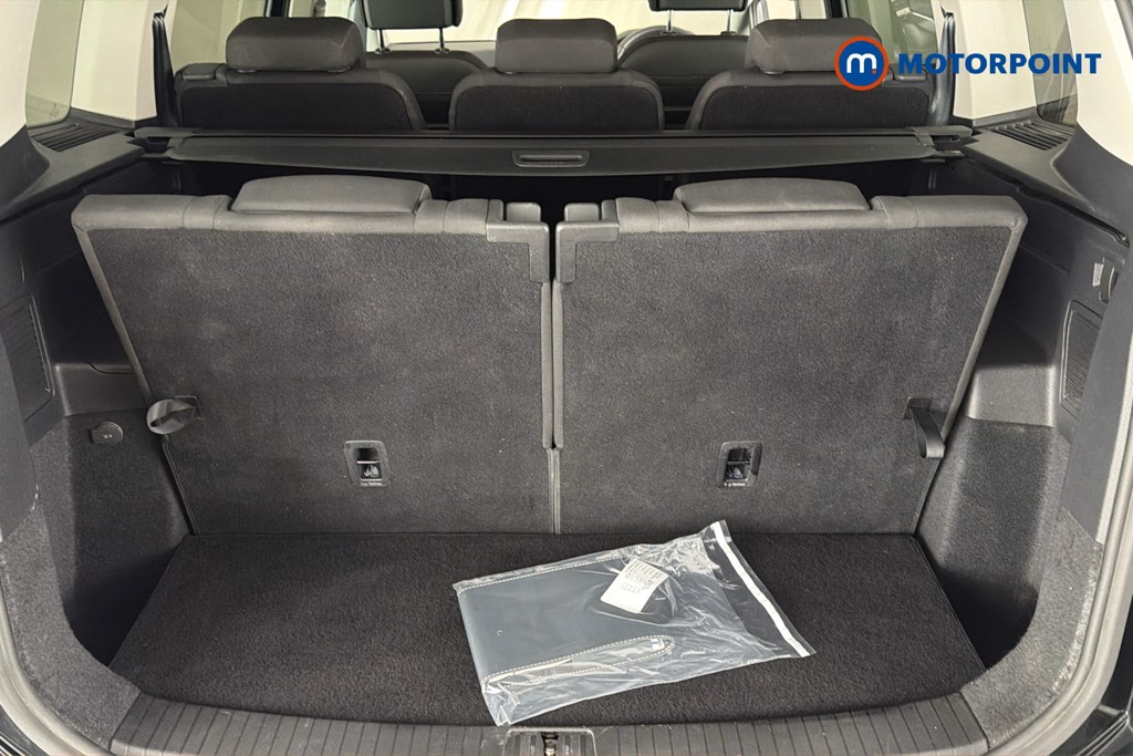Volkswagen Touran SEL Automatic Petrol People Carrier - Stock Number (1663476) - 33rd supplementary image