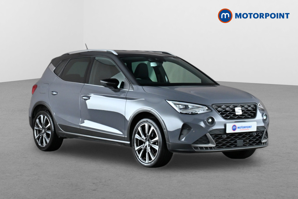 SEAT Arona listing photo