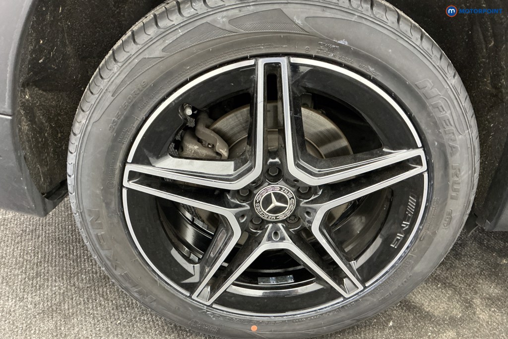 Mercedes-Benz GLB Amg Line Automatic Diesel SUV - Stock Number (1624554) - 32nd supplementary image
