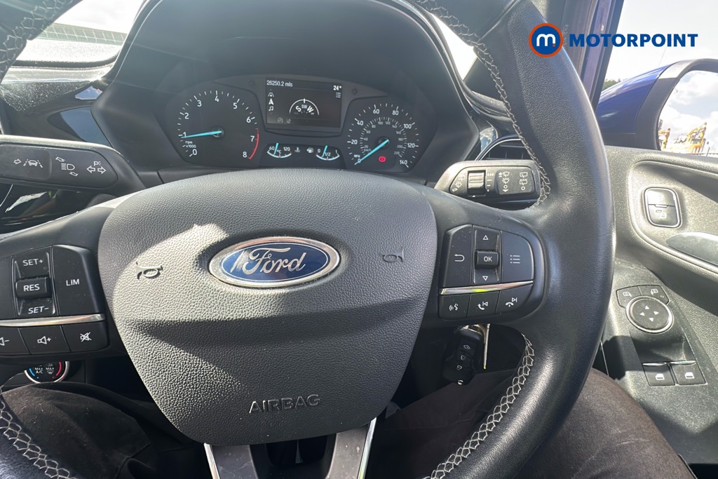 Ford Fiesta Zetec Manual Petrol Hatchback - Stock Number (1642944) - 4th supplementary image