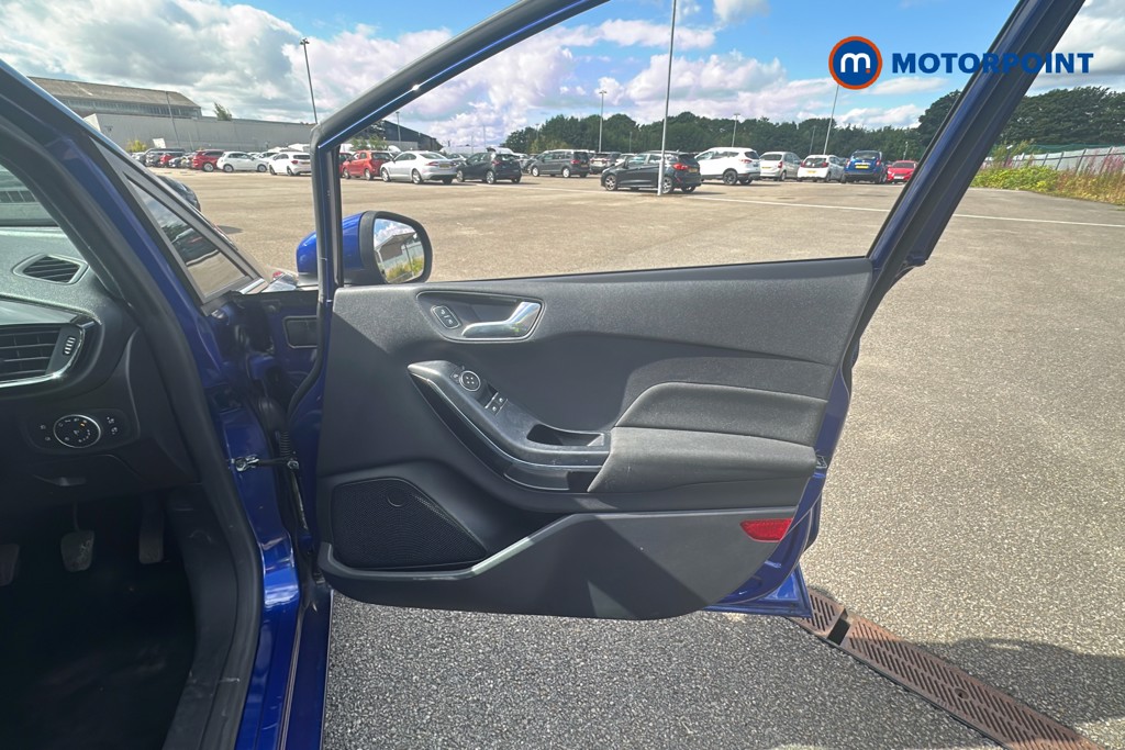 Ford Fiesta Zetec Manual Petrol Hatchback - Stock Number (1642944) - 19th supplementary image