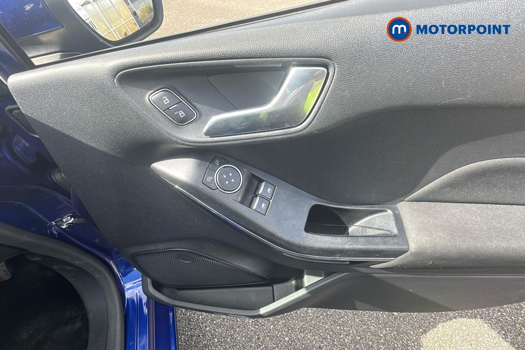 Ford Fiesta Zetec Manual Petrol Hatchback - Stock Number (1642944) - 20th supplementary image