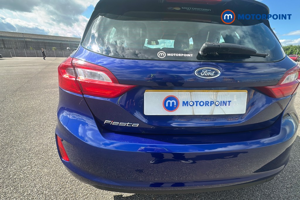 Ford Fiesta Zetec Manual Petrol Hatchback - Stock Number (1642944) - 37th supplementary image