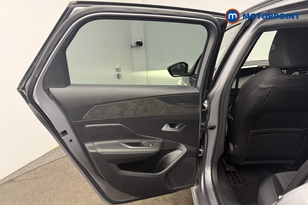 Peugeot 308 GT Automatic Petrol Estate - Stock Number (1643733) - 7th supplementary image