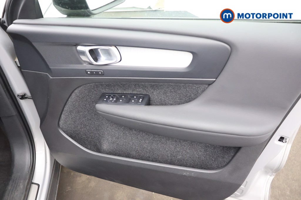 Volvo Xc40 Plus Automatic Petrol Plug-In Hybrid SUV - Stock Number (1648086) - 16th supplementary image