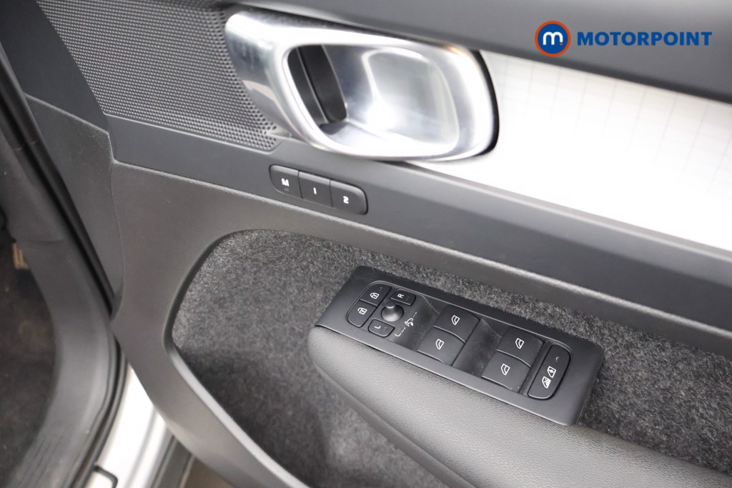Volvo Xc40 Plus Automatic Petrol Plug-In Hybrid SUV - Stock Number (1648086) - 17th supplementary image