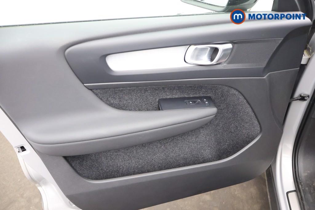 Volvo Xc40 Plus Automatic Petrol Plug-In Hybrid SUV - Stock Number (1648086) - 25th supplementary image