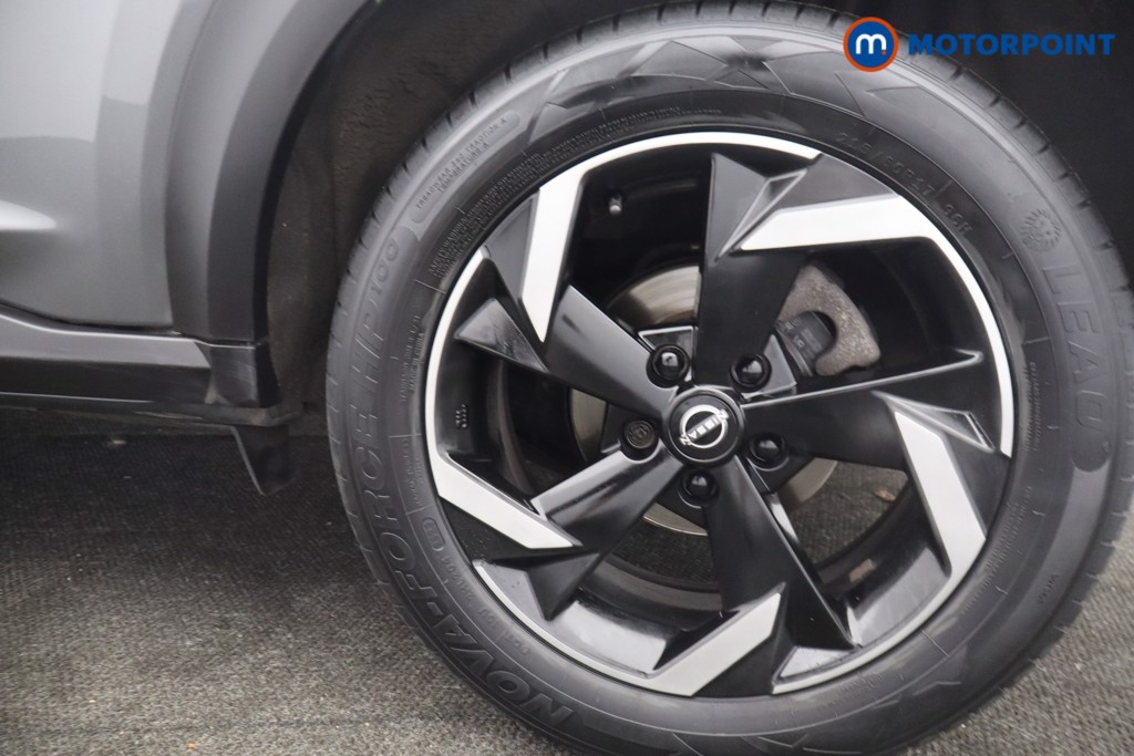 Nissan Juke N-Connecta Manual Petrol SUV - Stock Number (1652363) - 28th supplementary image