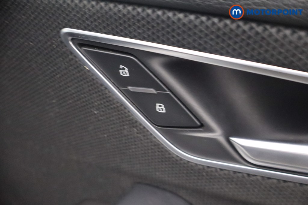Audi Q2 S Line Manual Petrol SUV - Stock Number (1652639) - 9th supplementary image