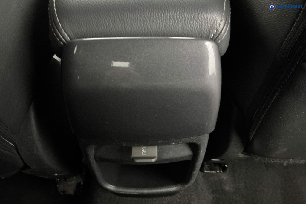 Nissan Juke Tekna Automatic Petrol SUV - Stock Number (1653299) - 10th supplementary image