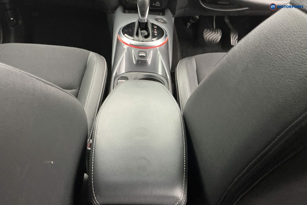 Nissan Juke Tekna Automatic Petrol SUV - Stock Number (1653299) - 11th supplementary image