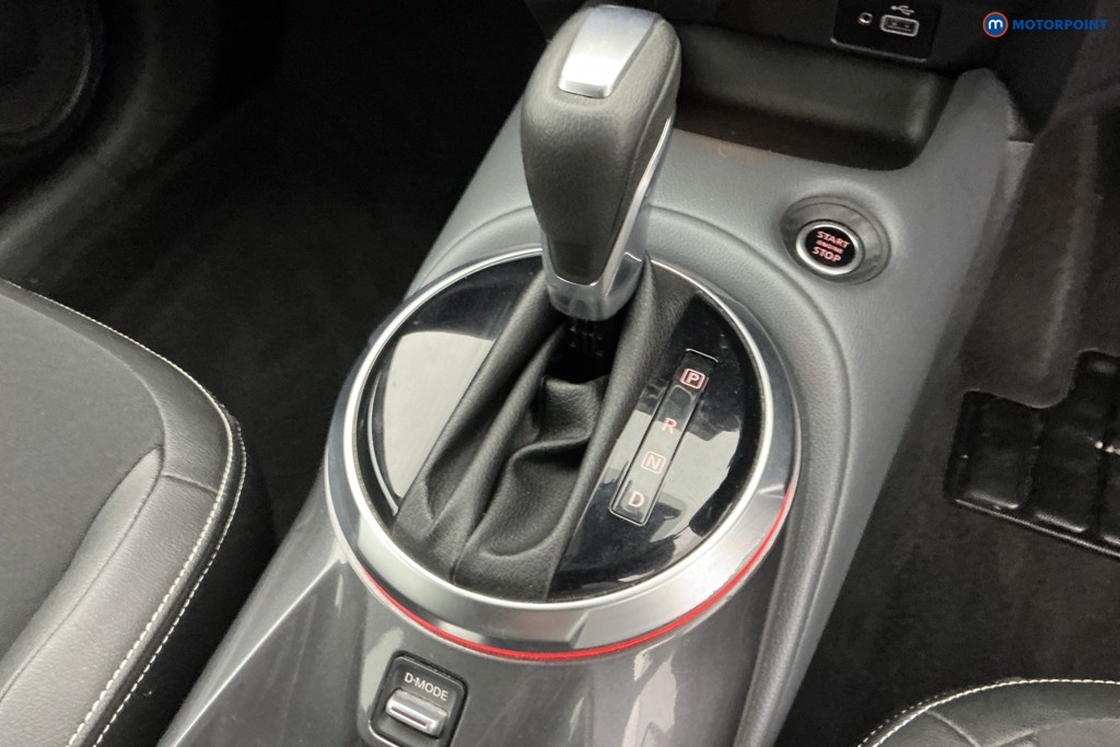 Nissan Juke Tekna Automatic Petrol SUV - Stock Number (1653299) - 14th supplementary image