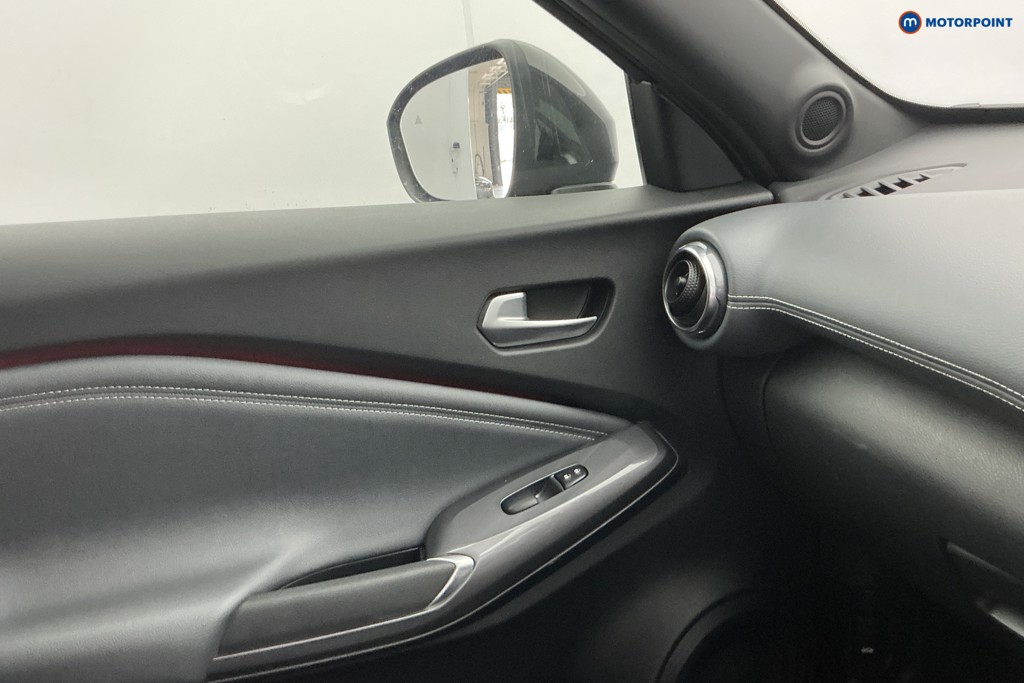 Nissan Juke Tekna Automatic Petrol SUV - Stock Number (1653299) - 18th supplementary image