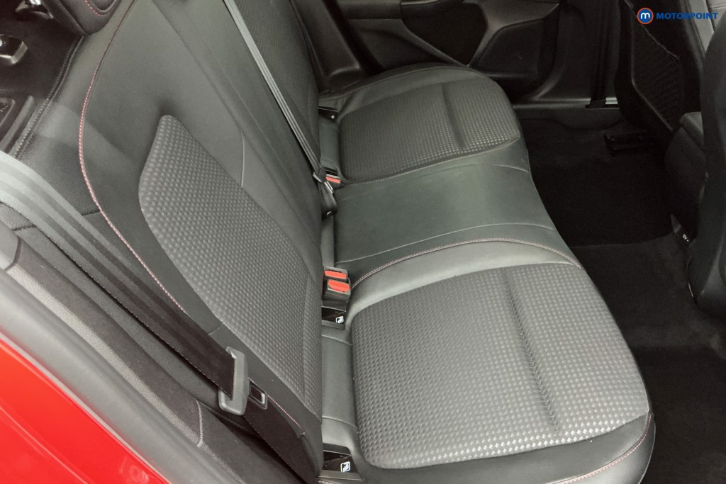 Ford Focus St-Line X Manual Petrol Hatchback - Stock Number (1654125) - 4th supplementary image