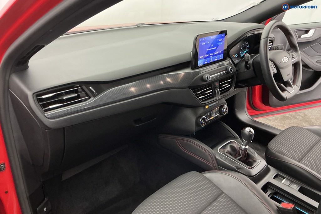 Ford Focus St-Line X Manual Petrol Hatchback - Stock Number (1654125) - 9th supplementary image