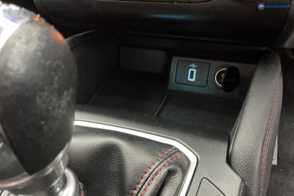 Ford Focus St-Line X Manual Petrol Hatchback - Stock Number (1654125) - 16th supplementary image