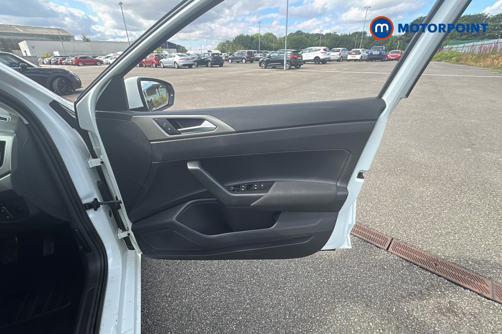 Volkswagen Polo Match Manual Petrol Hatchback - Stock Number (1654138) - 19th supplementary image