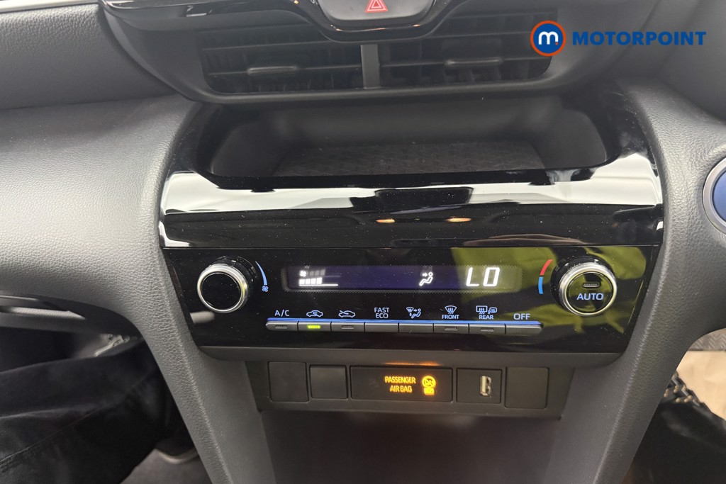 Toyota Yaris Cross Icon Automatic Petrol-Electric Hybrid Estate - Stock Number (1654145) - 25th supplementary image