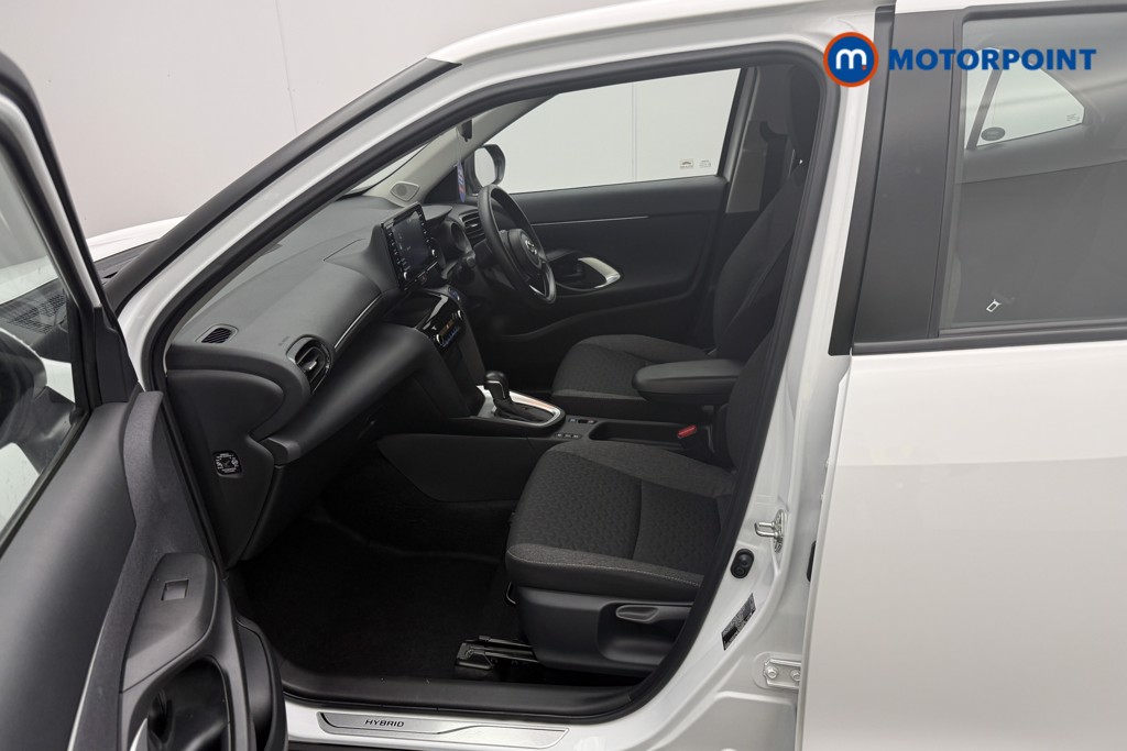 Toyota Yaris Cross Icon Automatic Petrol-Electric Hybrid Estate - Stock Number (1654145) - 1st supplementary image