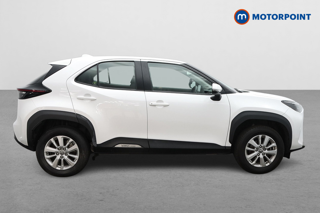 Toyota Yaris Cross Icon Automatic Petrol-Electric Hybrid Estate - Stock Number (1654145) - Drivers side
