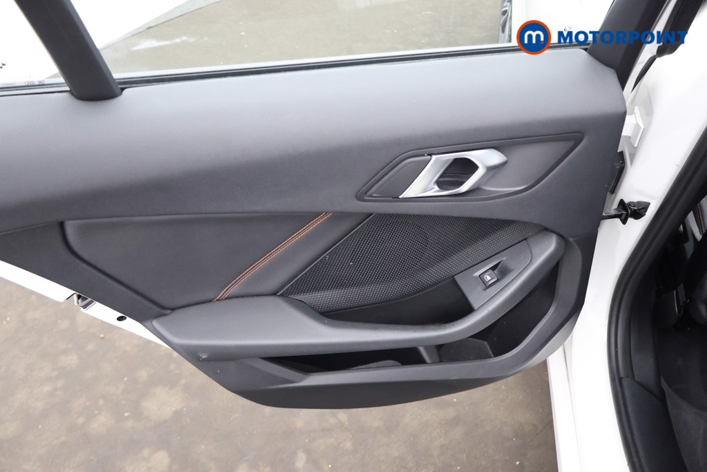 BMW 1 Series Sport Automatic Petrol Hatchback - Stock Number (1655684) - 21st supplementary image