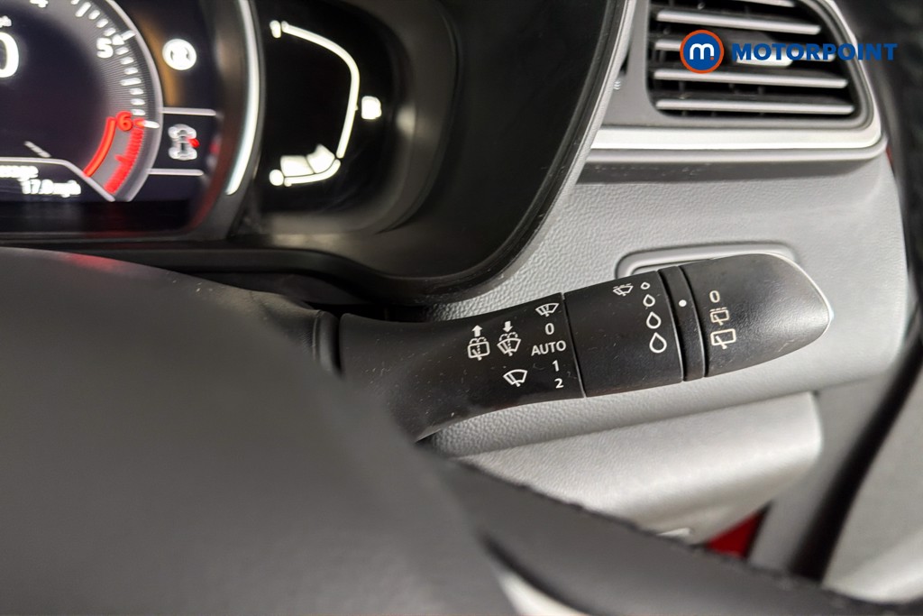 Renault Kadjar Iconic Manual Petrol SUV - Stock Number (1656048) - 7th supplementary image