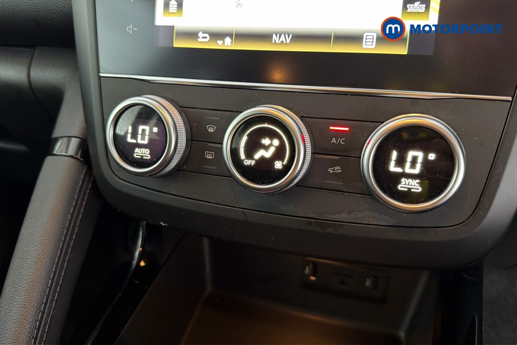 Renault Kadjar Iconic Manual Petrol SUV - Stock Number (1656048) - 11th supplementary image