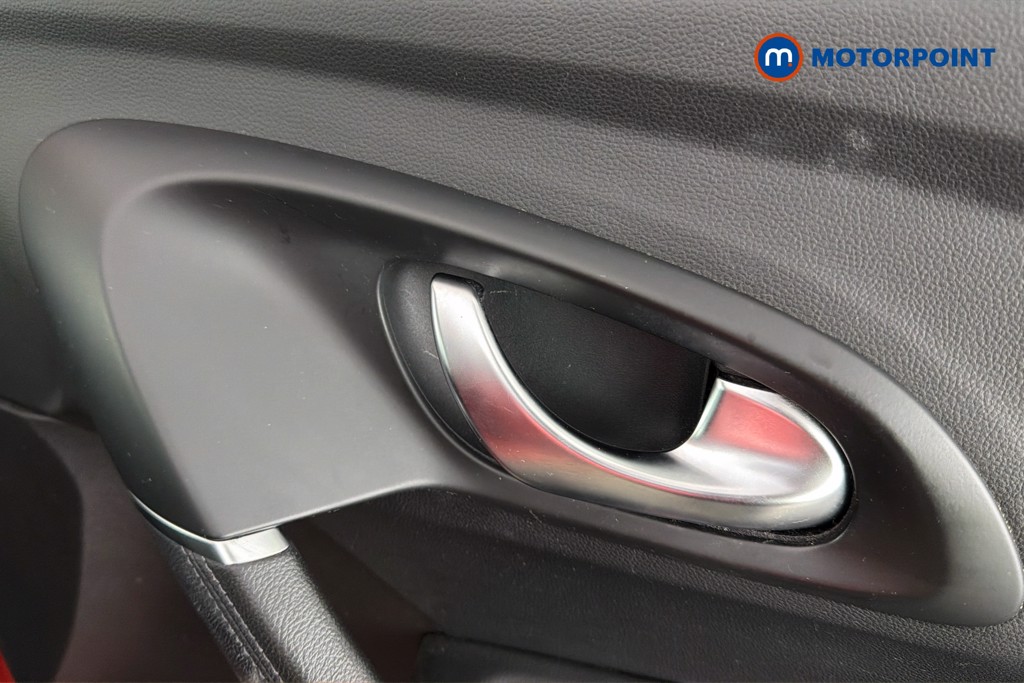 Renault Kadjar Iconic Manual Petrol SUV - Stock Number (1656048) - 42nd supplementary image