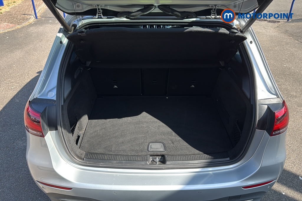 Mercedes-Benz B Class Sport Automatic Diesel Hatchback - Stock Number (1656355) - 30th supplementary image