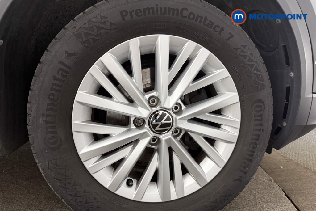 Volkswagen T-Roc Life Manual Petrol SUV - Stock Number (1657501) - 10th supplementary image