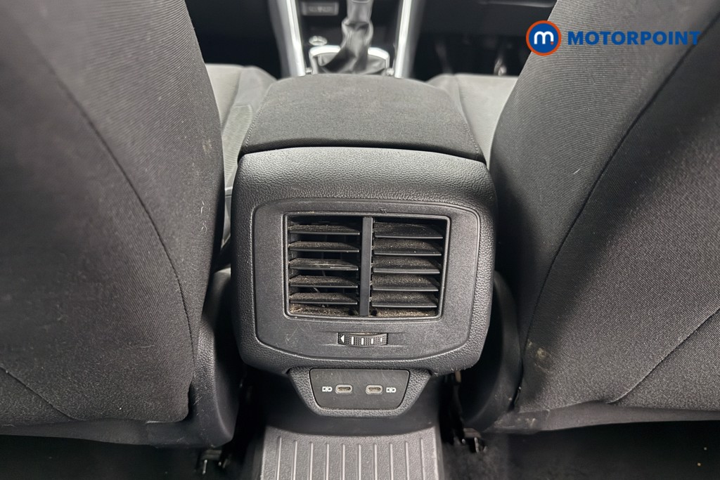 Volkswagen T-Roc Life Manual Petrol SUV - Stock Number (1657501) - 20th supplementary image
