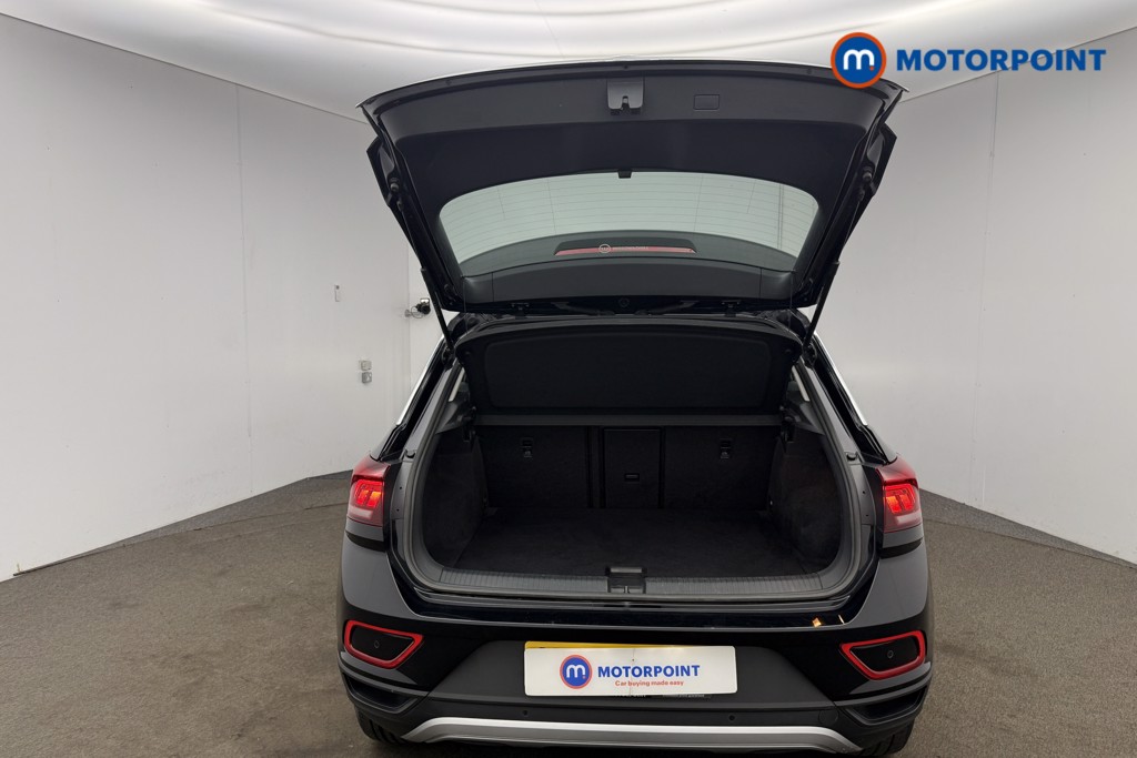 Volkswagen T-Roc Life Manual Petrol SUV - Stock Number (1657501) - 21st supplementary image