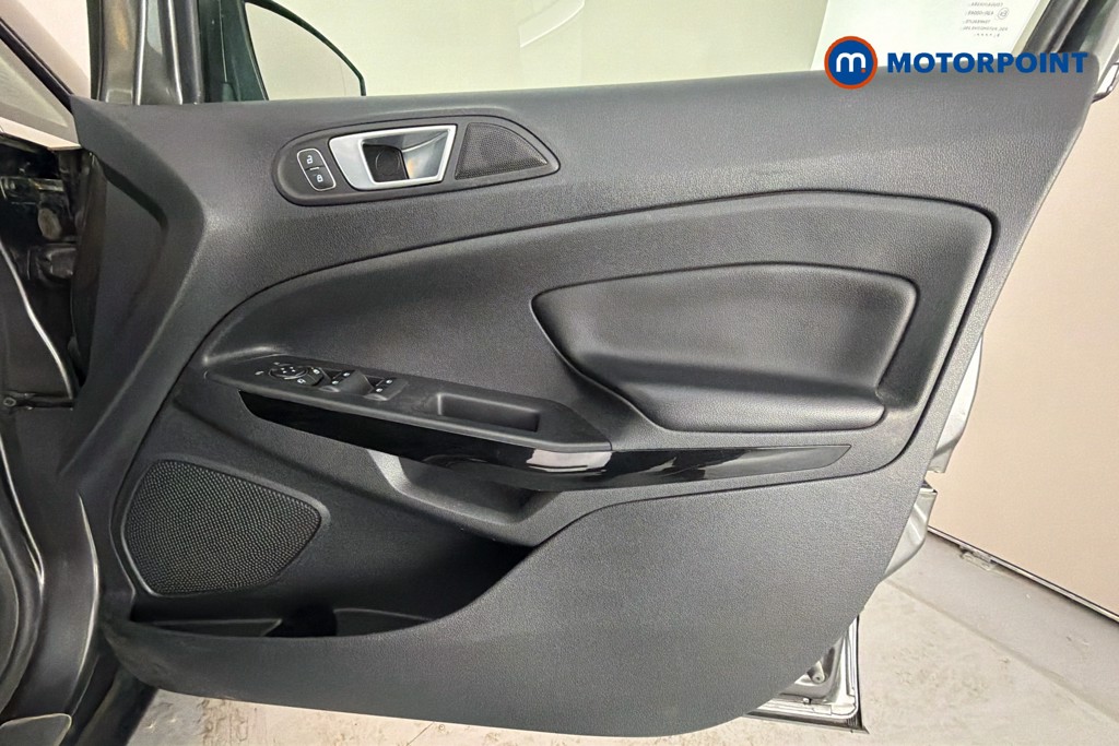 Ford Ecosport Titanium Manual Petrol SUV - Stock Number (1658122) - 19th supplementary image