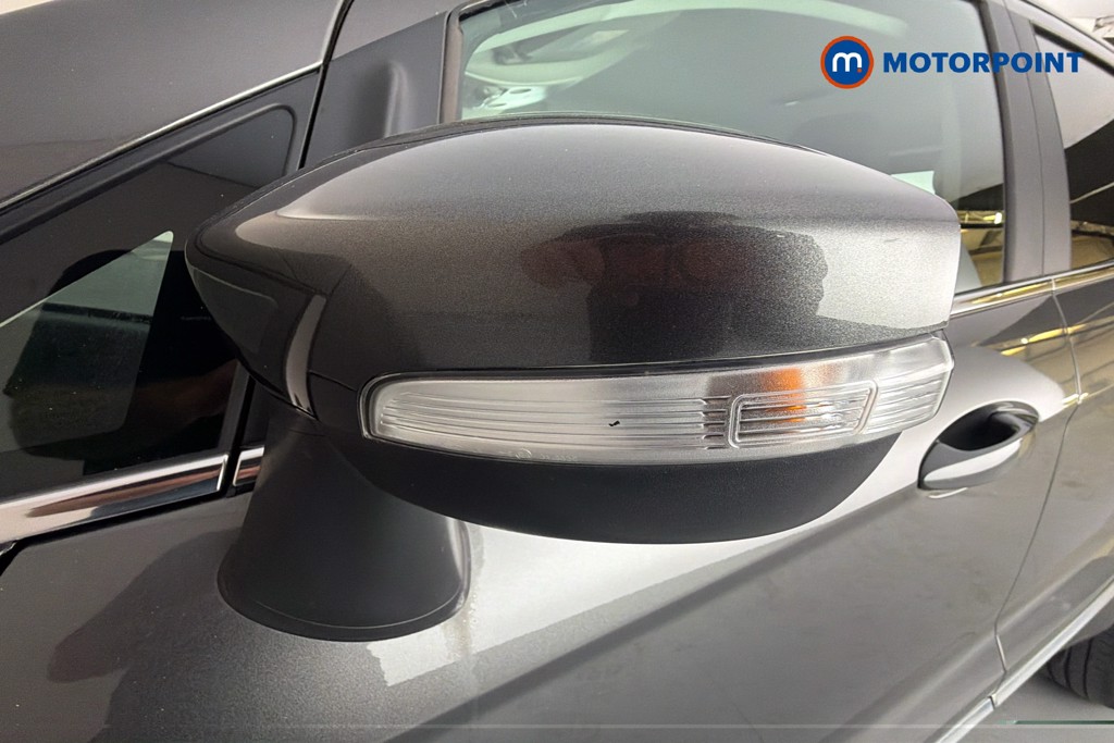 Ford Ecosport Titanium Manual Petrol SUV - Stock Number (1658122) - 43rd supplementary image