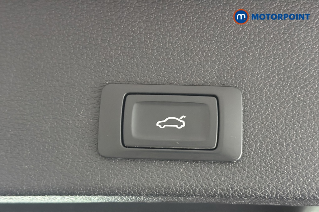 Audi Q2 S Line Automatic Petrol SUV - Stock Number (1658290) - 35th supplementary image