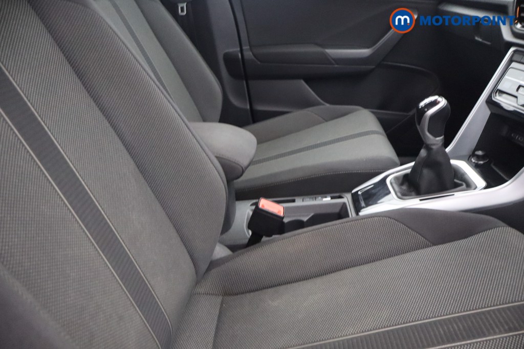 Volkswagen T-Roc Life Manual Petrol SUV - Stock Number (1659414) - 11th supplementary image