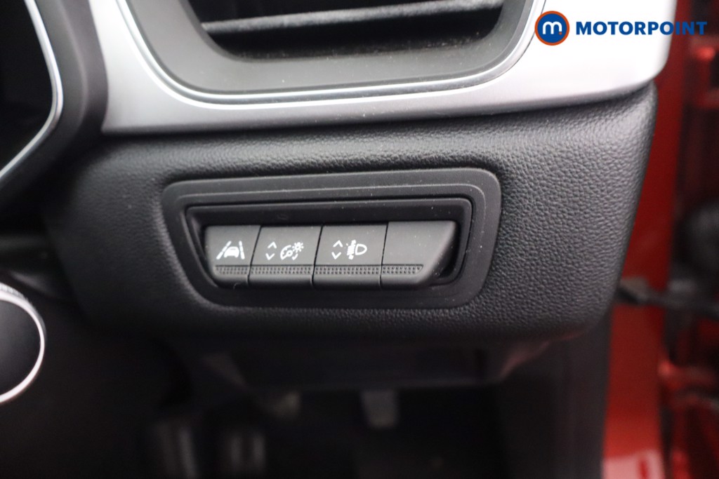 Renault Captur S Edition Manual Petrol SUV - Stock Number (1659636) - 14th supplementary image