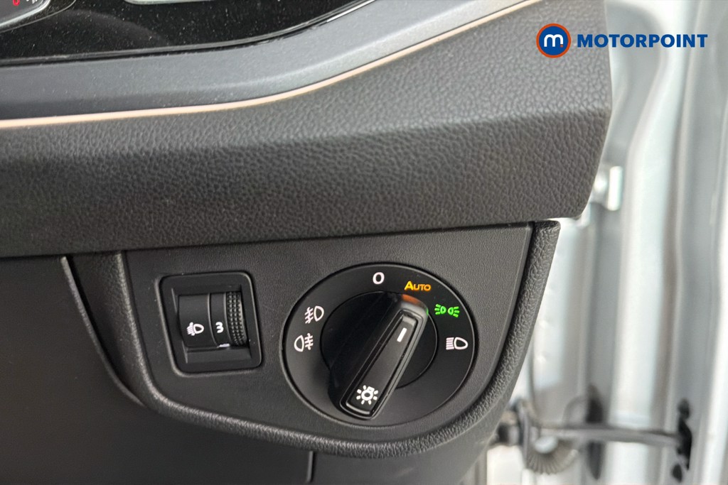 Volkswagen Polo R-Line Automatic Petrol Hatchback - Stock Number (1659658) - 18th supplementary image