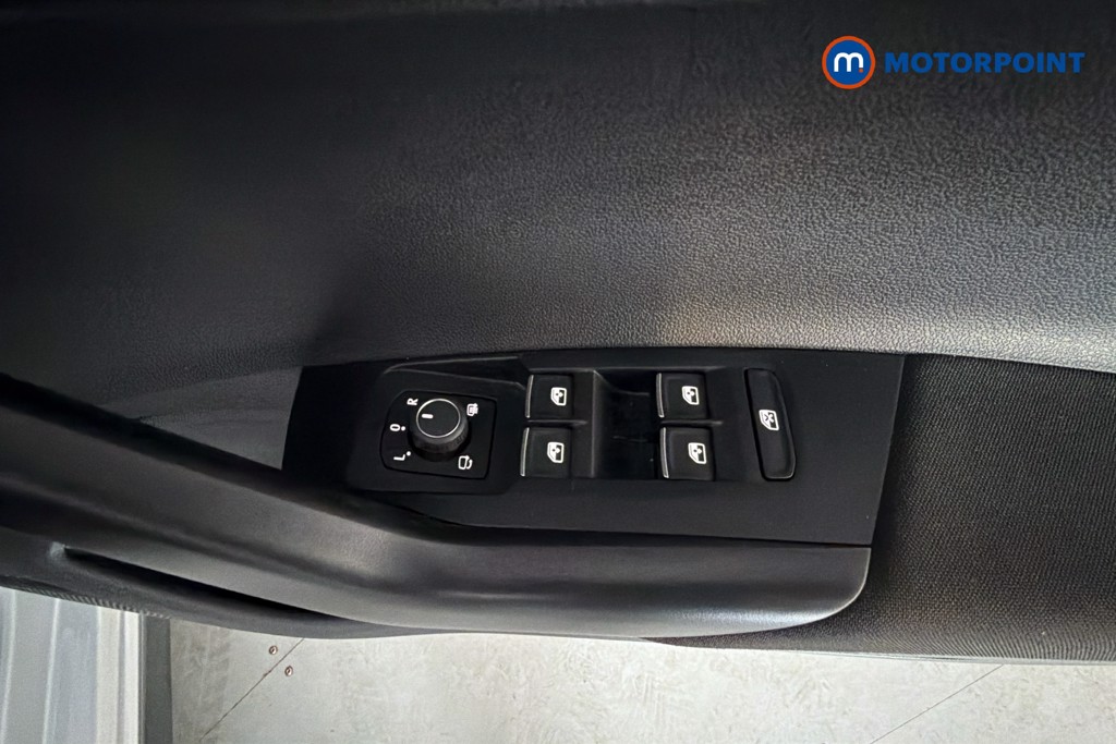 Volkswagen Polo R-Line Automatic Petrol Hatchback - Stock Number (1659658) - 20th supplementary image
