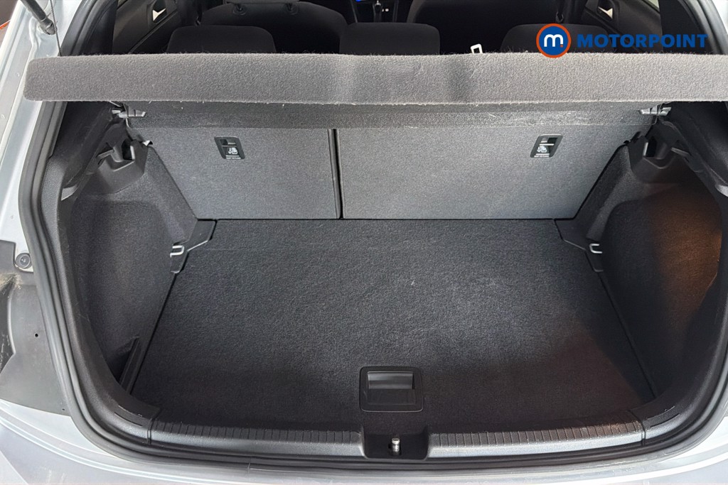 Volkswagen Polo R-Line Automatic Petrol Hatchback - Stock Number (1659658) - 33rd supplementary image
