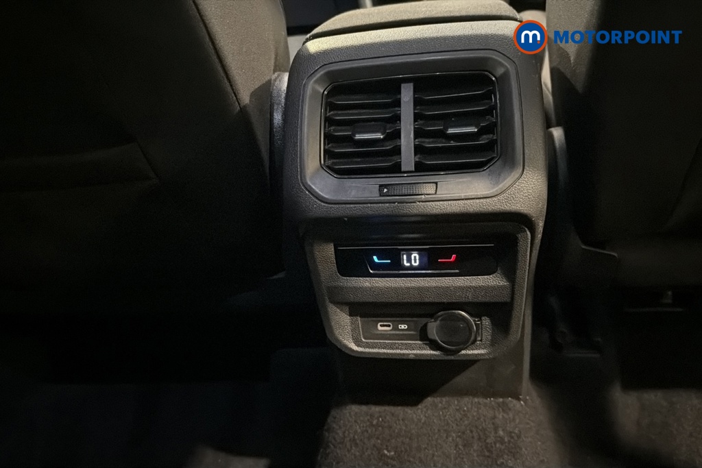 Volkswagen Tiguan Allspace Life Automatic Petrol SUV - Stock Number (1659954) - 28th supplementary image