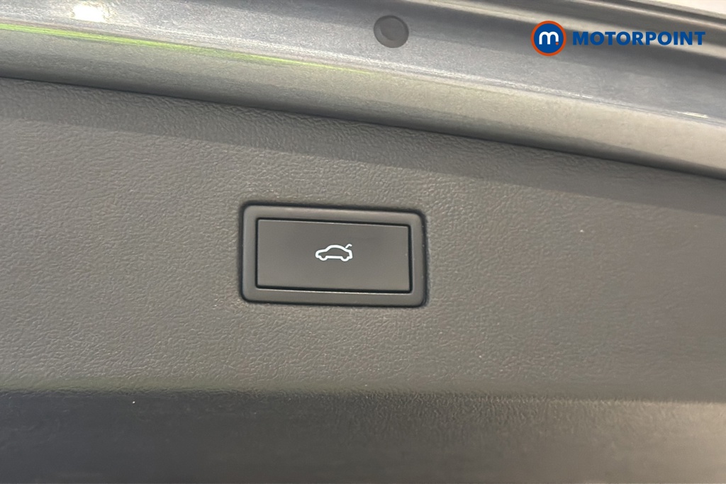Volkswagen Tiguan Allspace Life Automatic Petrol SUV - Stock Number (1659954) - 35th supplementary image