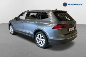 Volkswagen Tiguan Allspace Life Automatic Petrol SUV - Stock Number (1659954) - Drivers side rear corner