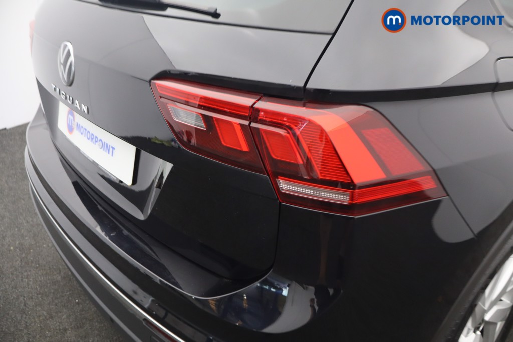 Volkswagen Tiguan Life Manual Petrol SUV - Stock Number (1659974) - 3rd supplementary image