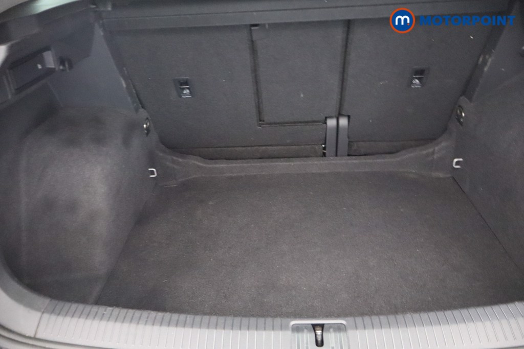 Volkswagen Tiguan Life Manual Petrol SUV - Stock Number (1659974) - 5th supplementary image