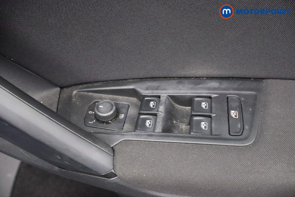 Volkswagen Tiguan Life Manual Petrol SUV - Stock Number (1659974) - 10th supplementary image