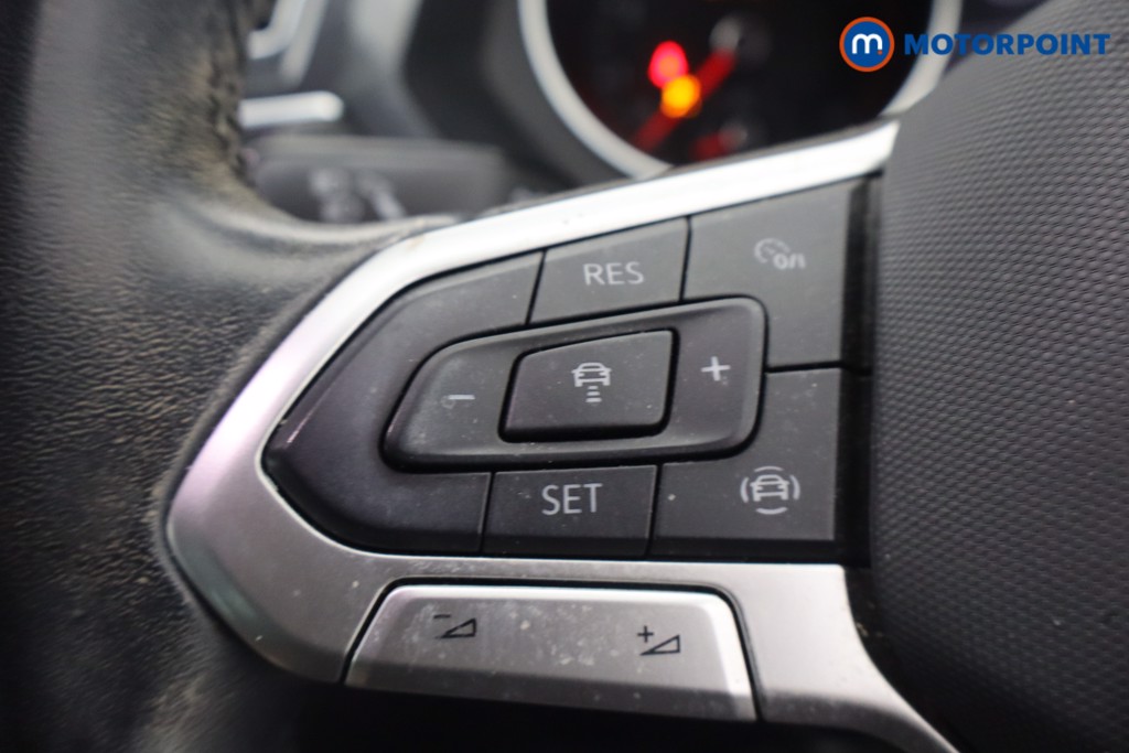 Volkswagen Tiguan Life Manual Petrol SUV - Stock Number (1659974) - 14th supplementary image