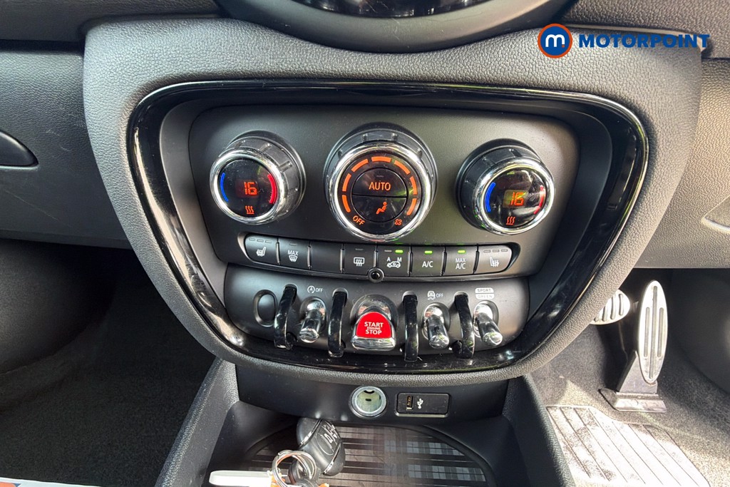 Mini Clubman Cooper Sport Automatic Petrol Estate - Stock Number (1660000) - 21st supplementary image