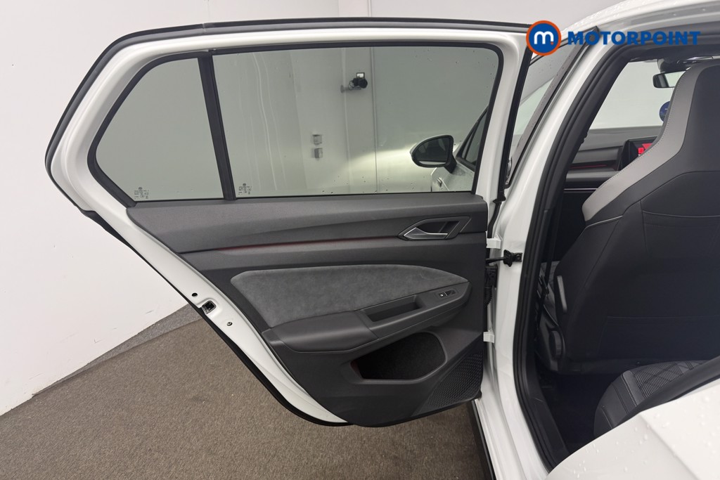 Volkswagen Golf R-Line Automatic Petrol Hatchback - Stock Number (1660359) - 7th supplementary image